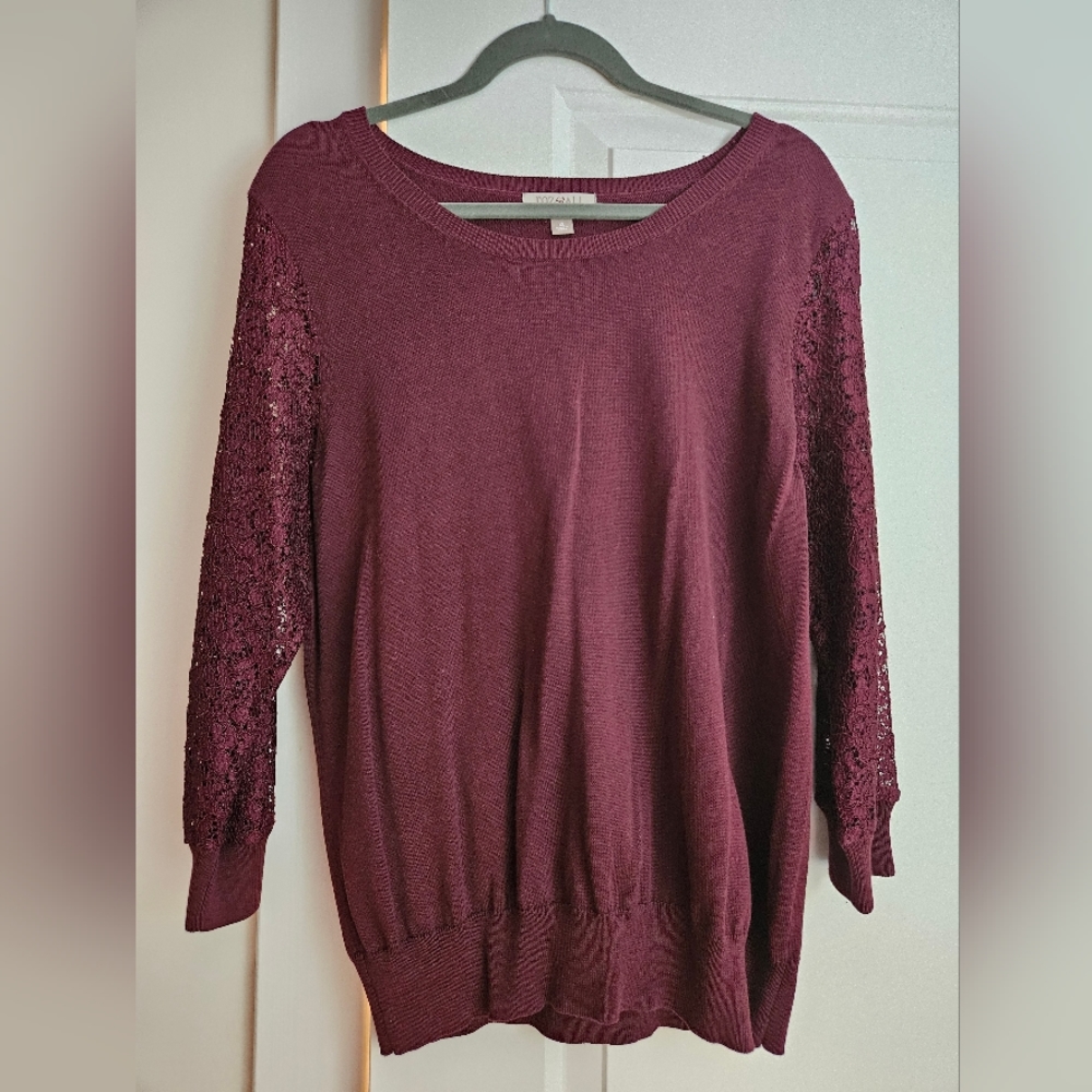 $5 bundled. Roz & Ali sweater with lace sleeves